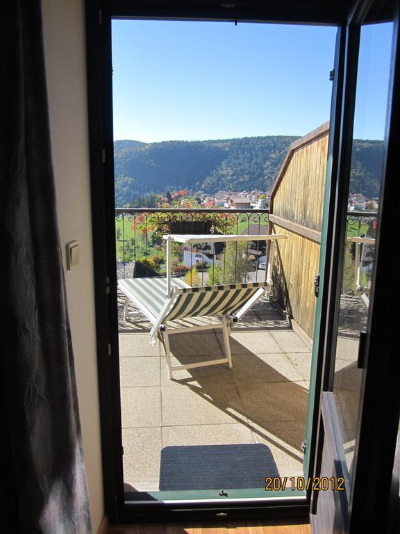 Gasthof Zum Roessl San Genesio Atesino Exterior foto